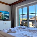 Best Butler I Romantic 4Two I Kueche I Balkon I Parken I Schlossblick